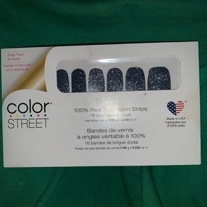 2 for $12! Color Street Moon River nail polish strips